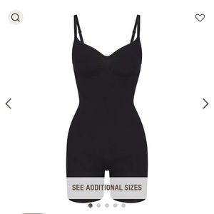 Skims seamless sculpting bodysuit mid thigh black